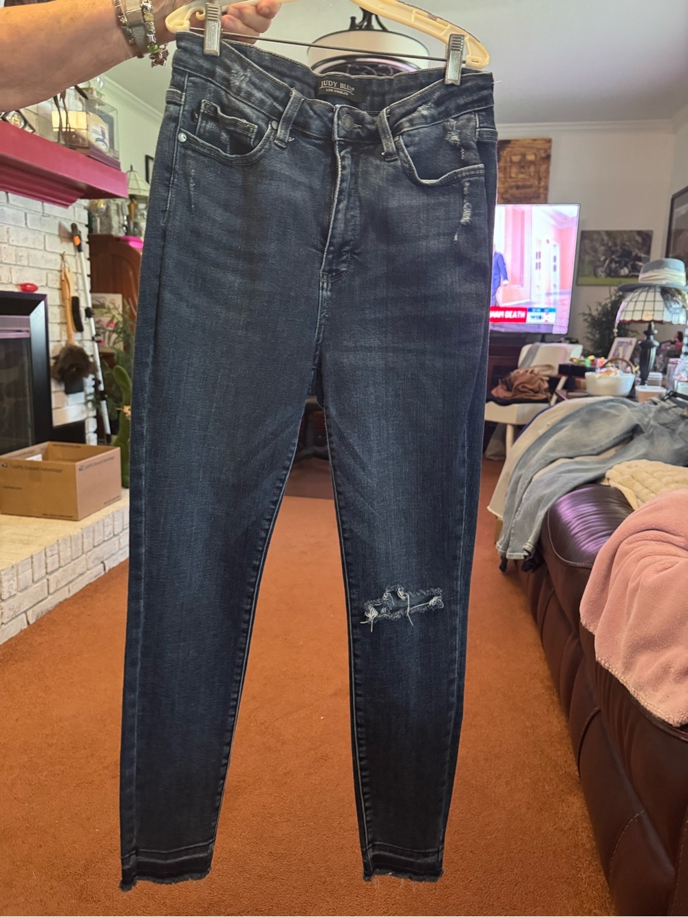 Judy Blue Dark Wash Skinny Jeans with Knee Distress